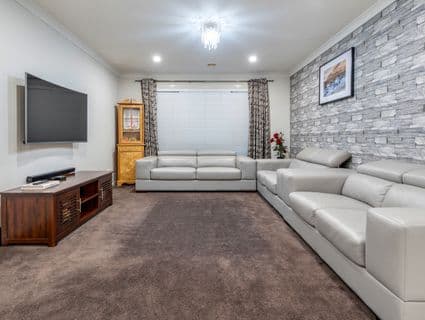19 Fawkner Lane, Craigieburn - Thumbnail 4