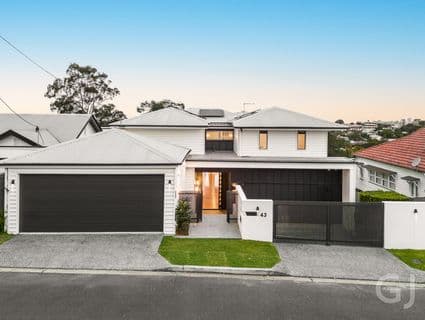 43 Yarradale Street, Newmarket - Thumbnail 2