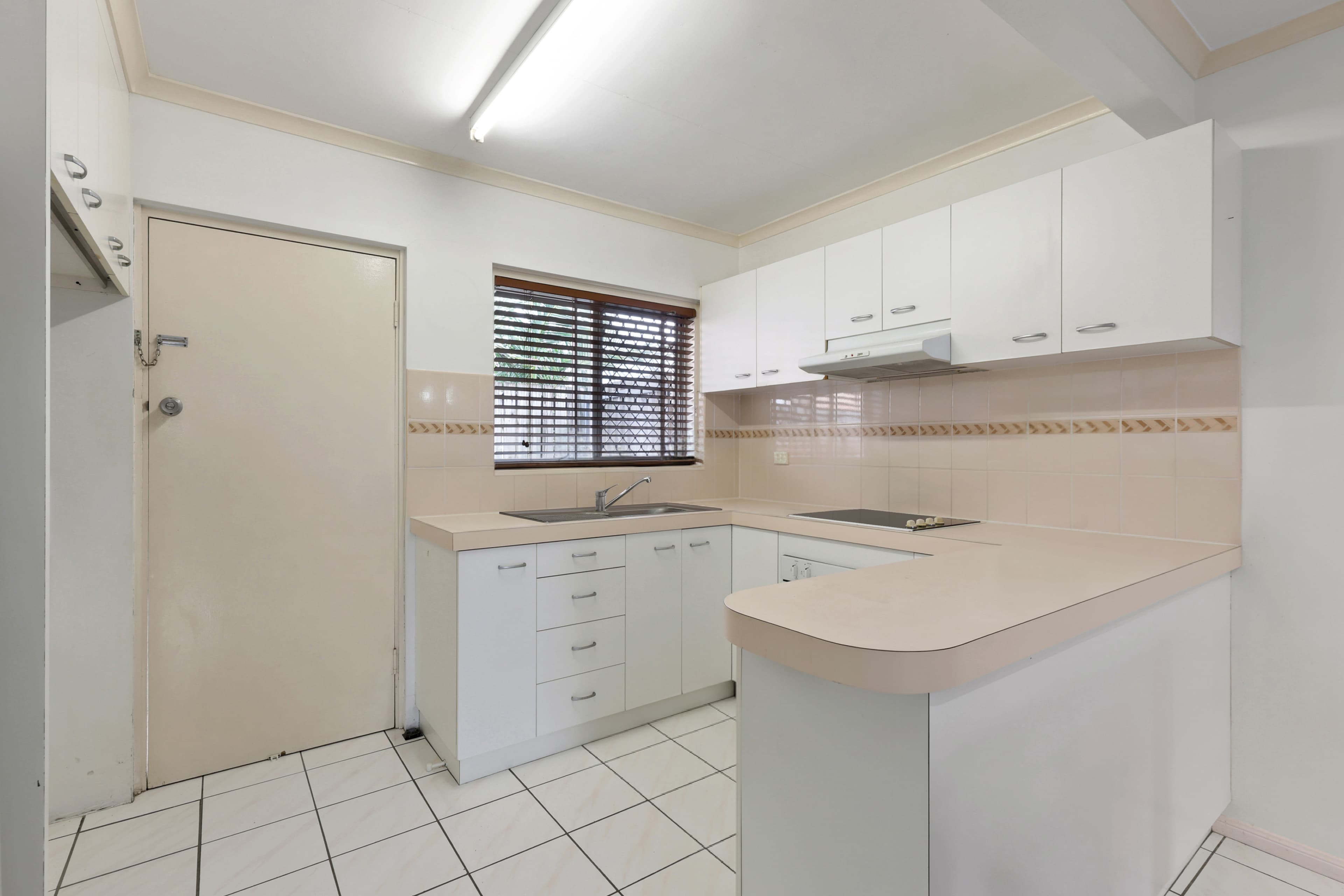 1/9 Porter Street, Mackay - Thumbnail 2