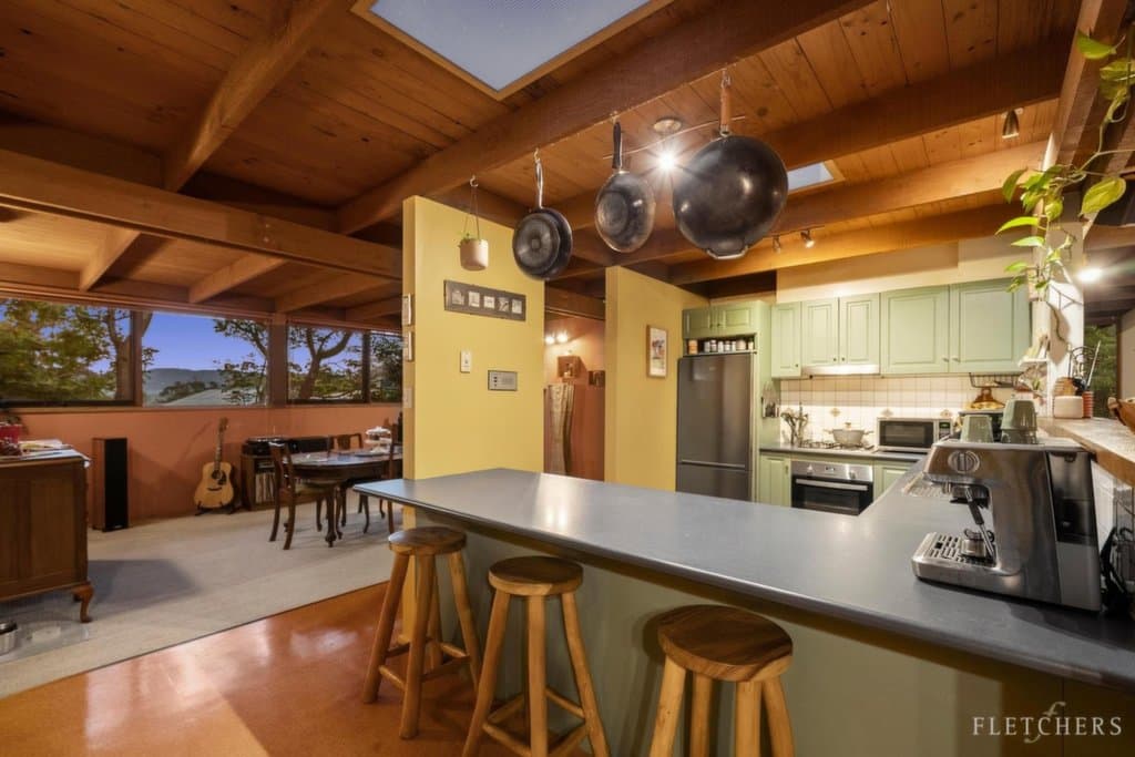 11 Walhalla Drive, Ringwood East - Thumbnail 2