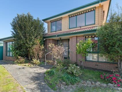 22 Liardet Crescent, Frankston - Thumbnail 2