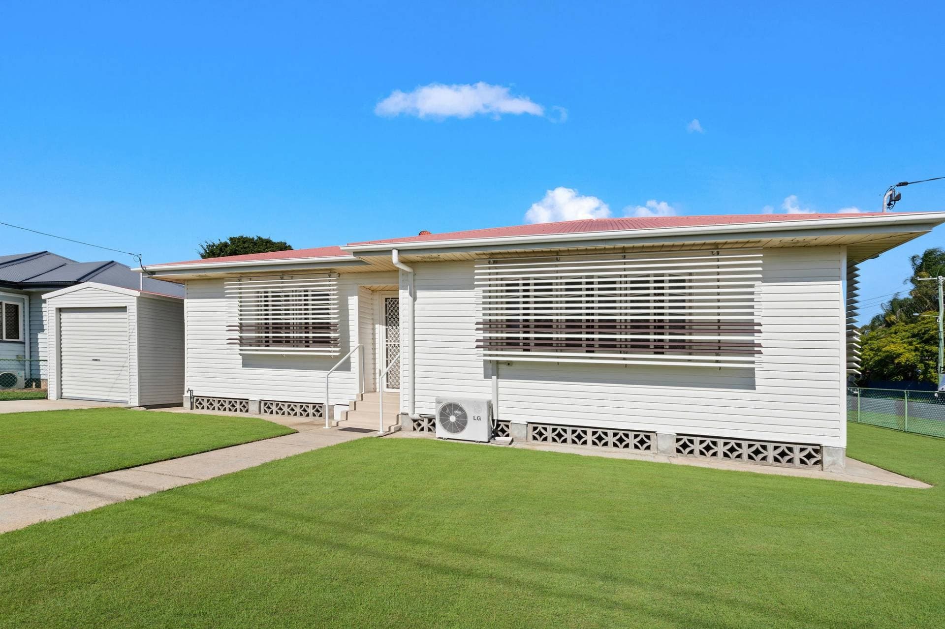 43 Albury St, Deagon, QLD, Deagon - Thumbnail 3
