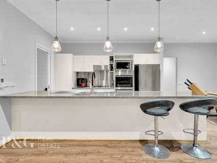 404, Narre Warren South - Thumbnail 2