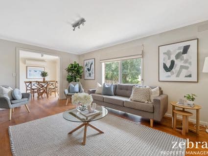 8 Lulworth Place, Frankston - Thumbnail 2