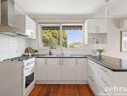 8 Lulworth Place, Frankston - Thumbnail 4