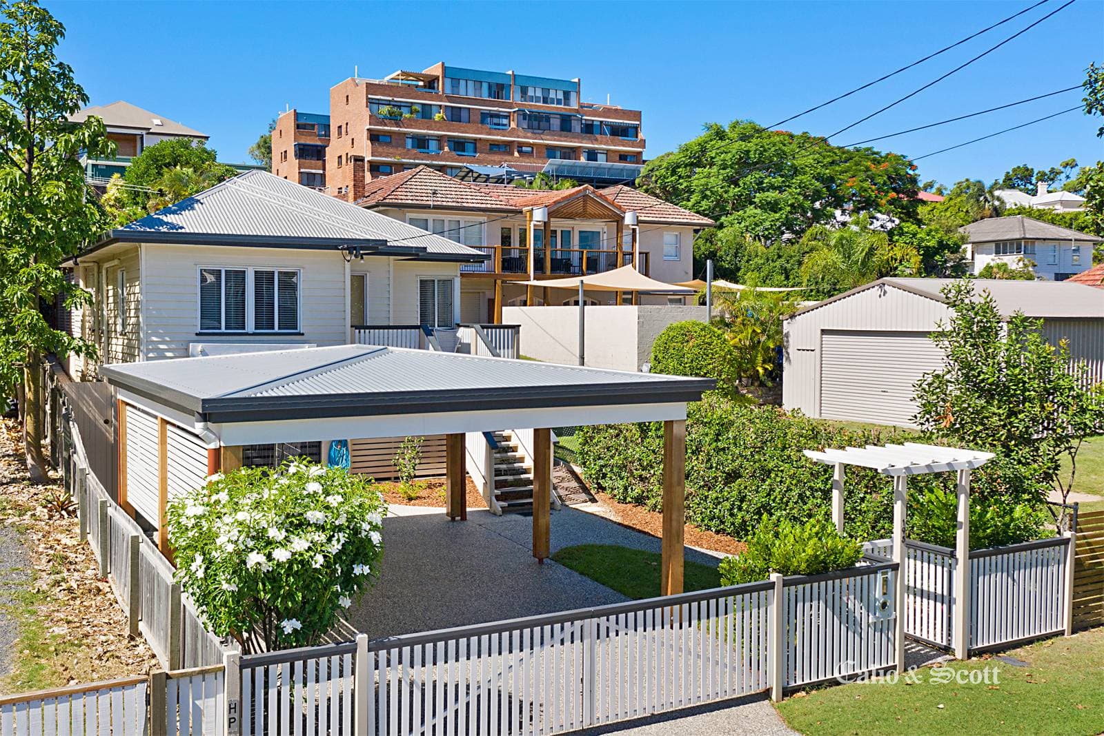 198 Rainbow St, Sandgate, QLD, Sandgate - Thumbnail 3