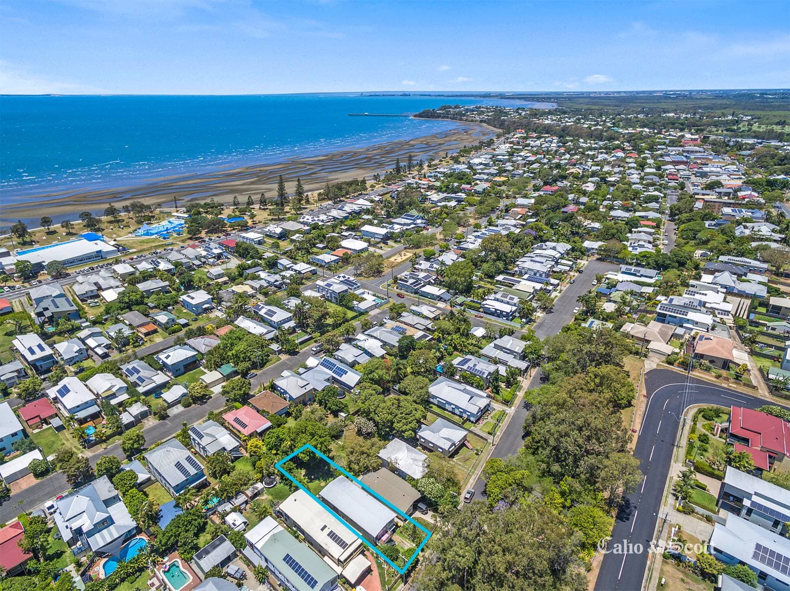 24 Griffith St, Sandgate, QLD, Sandgate - Thumbnail 2