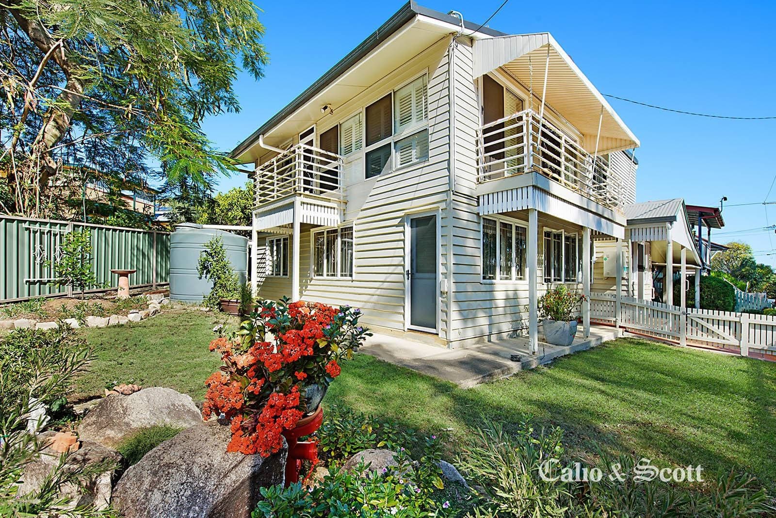 27 Keogh Street, Sandgate, QLD, Sandgate - Thumbnail 3