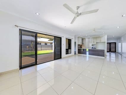 14 Marita Street, Bellamack - Thumbnail 7