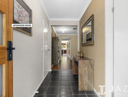 62 Prudence Parade, Point Cook - Thumbnail 2