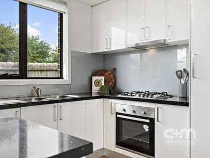 19A John Street, Oak Park - Thumbnail 4