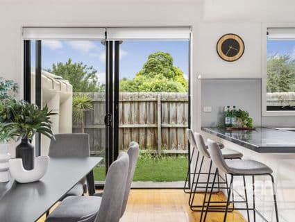 19A John Street, Oak Park - Thumbnail 6