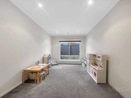 14 Macaulay Drive, Craigieburn - Thumbnail 3