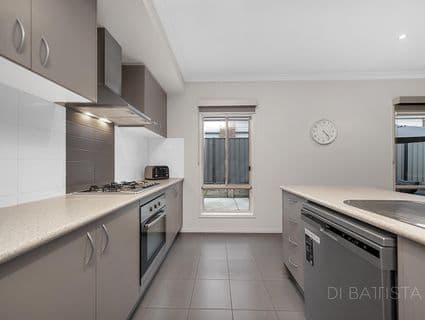 14 Macaulay Drive, Craigieburn - Thumbnail 7