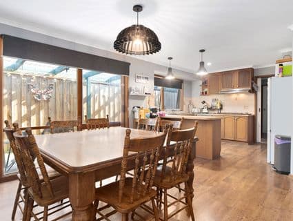 10 Edenbridge Court, Carrum Downs - Thumbnail 2