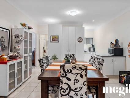 22 Yvonne Street, Highworth - Thumbnail 6