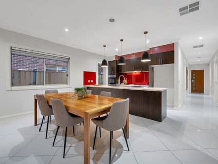 4 Serenity Way, Craigieburn - Thumbnail 2