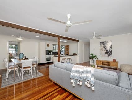 66 Mount Louisa Drive, Mount Louisa - Thumbnail 4