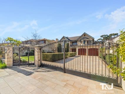 7 Colonial Gardens, Mosman Park - Thumbnail 2