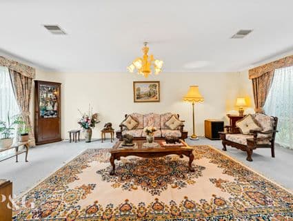 5 Kirra Close, Narre Warren South - Thumbnail 4