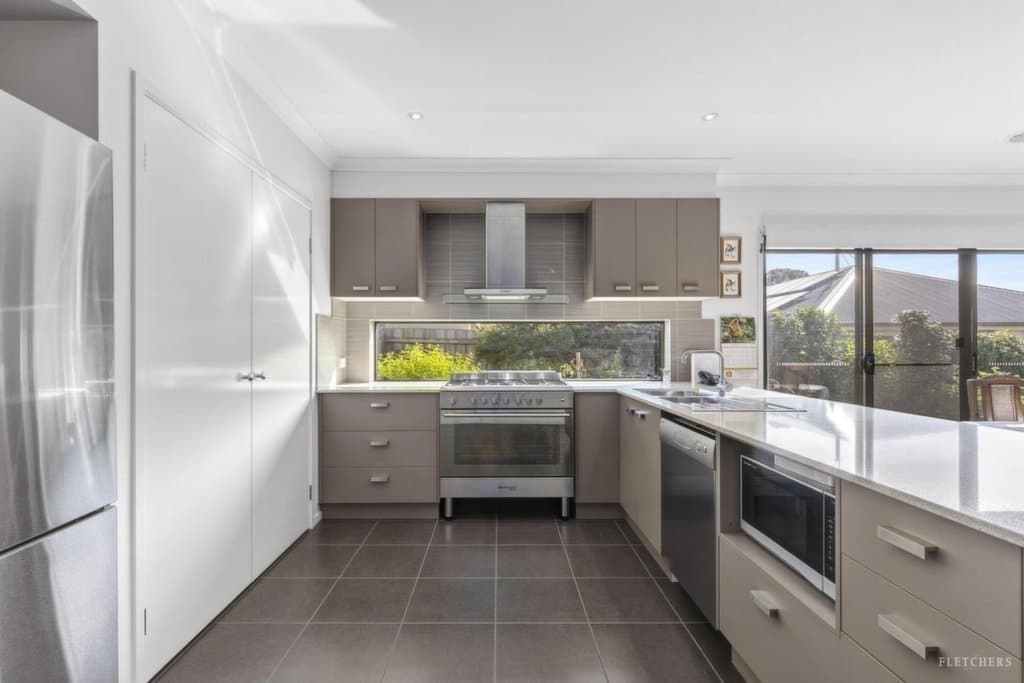 44 Alderbrook Drive, Ocean Grove - Thumbnail 3