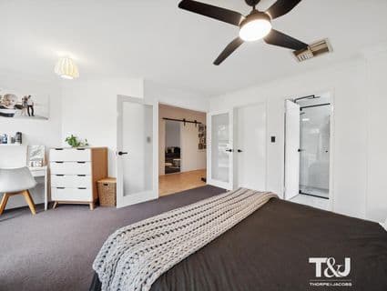 38 Woodhouse Circuit, Canning Vale - Thumbnail 6