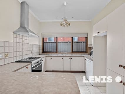 27 St Leonards Road, Ascot Vale - Thumbnail 4