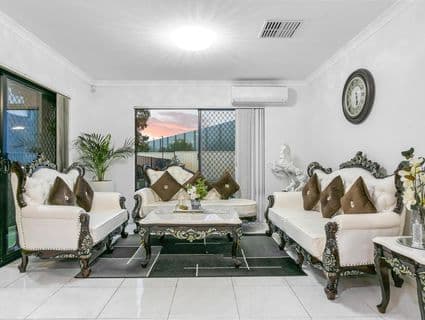 19 Mitra Loop, Bennett Springs - Thumbnail 6