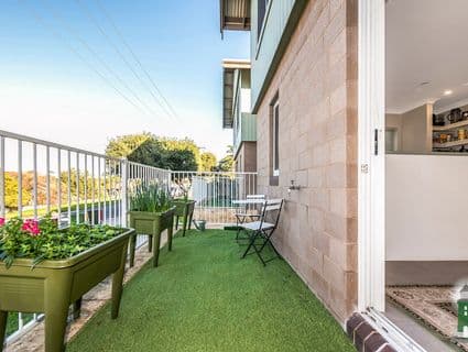 35D Glendower Way, Spearwood - Thumbnail 2