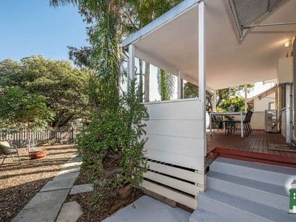 16 Butson Street, Hilton - Thumbnail 2