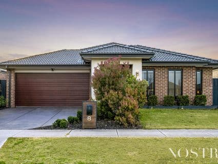 8 Cascade DRIVE, Beveridge - Image 1