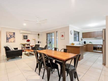42 Treeline Circuit, Upper Coomera - Thumbnail 2