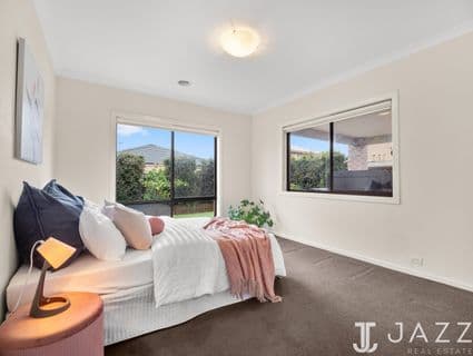 27 Jansar Street, Point Cook - Thumbnail 8