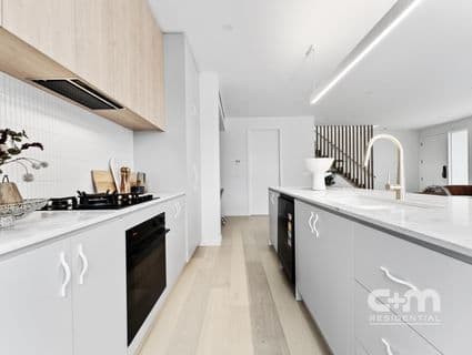 123 Middle Street, Hadfield - Thumbnail 4