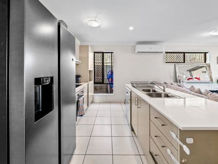 113 Fernbrooke Boulevard, Redbank Plains - Thumbnail 6