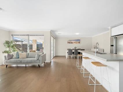 6 Broadhurst Avenue, Ravenswood - Thumbnail 8