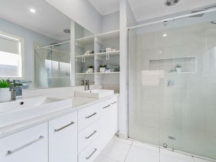 12 Bernardins Street, Clyde North - Thumbnail 7
