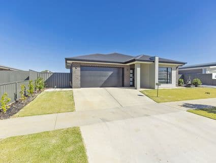5 Wallowa Drive, Swan Hill - Image 1