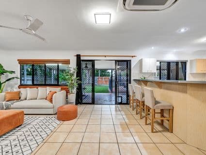 6 Melia Court, Bushland Beach - Thumbnail 7