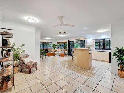 6 Melia Court, Bushland Beach - Thumbnail 8