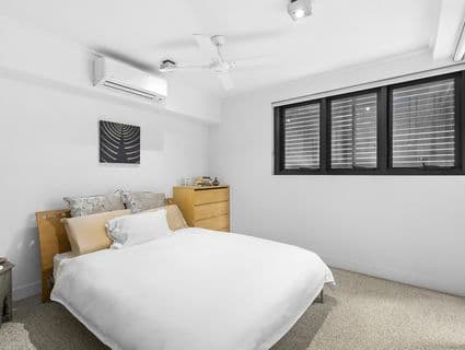 8/125 Melbourne Street, South Brisbane - Thumbnail 8