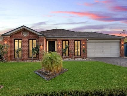 21 Armitage Drive, Narre Warren South - Image 1