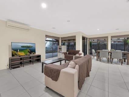 21 Armitage Drive, Narre Warren South - Thumbnail 6