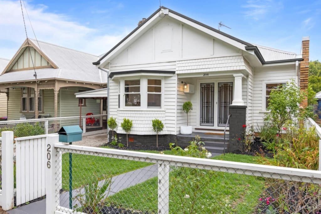 206 Dawson Street South, Ballarat Central - Image 1