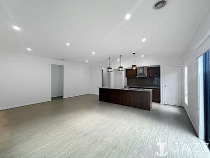 6 McWilliams Crescent, Point Cook - Thumbnail 5