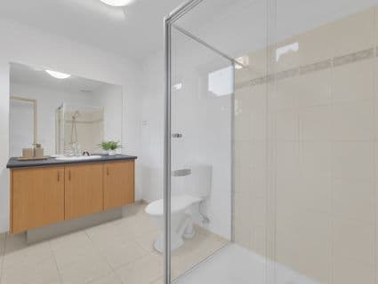 17 Dawson Crescent, Manor Lakes - Thumbnail 6