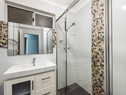 42 Blackadder Road, Swan View - Thumbnail 7