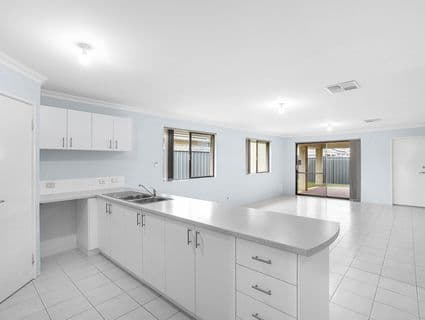 3 Dillwynia Bend, Banksia Grove - Thumbnail 7