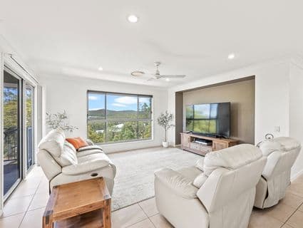16 Scholes Way, Kirkwood - Thumbnail 5