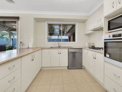 1 Mackay Road, Manor Lakes - Thumbnail 6